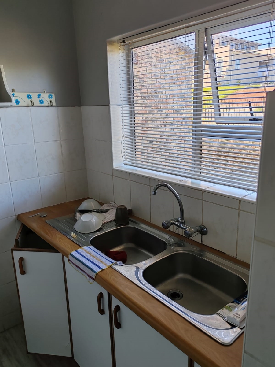 3 Bedroom Property for Sale in De Kelders Western Cape
